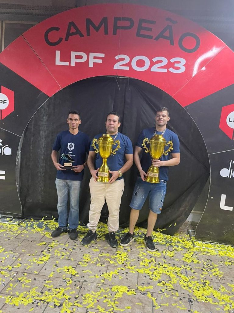 HALL DA FAMA: OS GIGANTES QUE CONQUISTARAM AS FASES PRESENCIAIS DA eLPF E ENTRARAM PARA A HISTÓRIA DO FUTEBOL VIRTUAL PAULISTA!